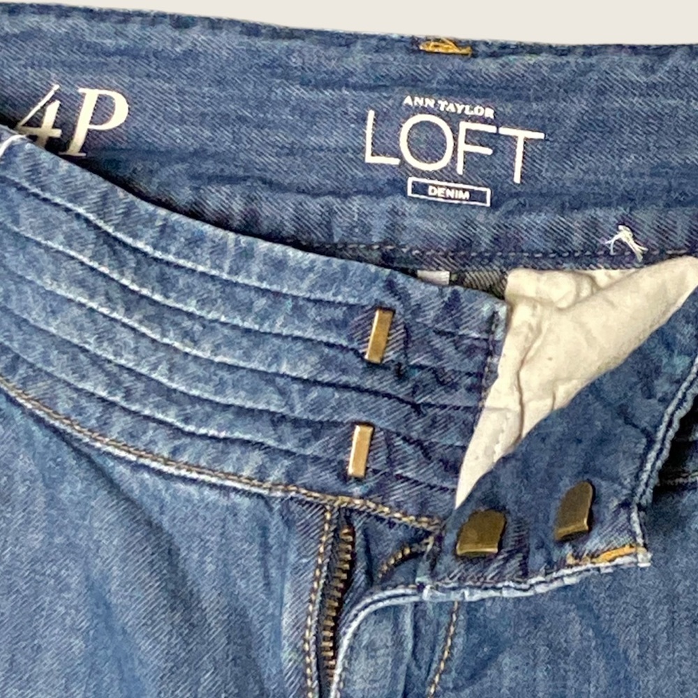 LIKE NEW LOFT Petite Bootcut Jeans - Picture 4 of 7